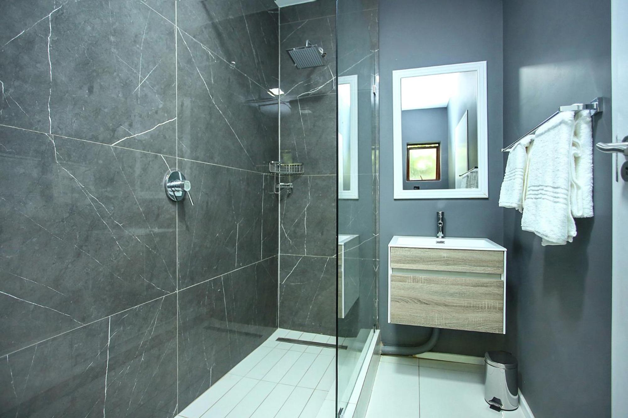 יוהנסבורג Antibes 18 West Road South Sandton מראה חיצוני תמונה